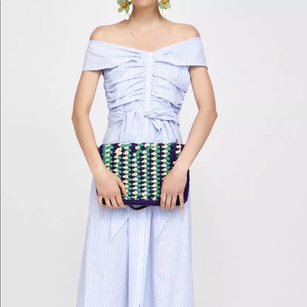 Meet your Posher, Maxa